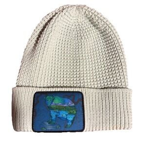 Locale Beanie Hat Alaska Coastal Brown Bear Light Gray Unisex